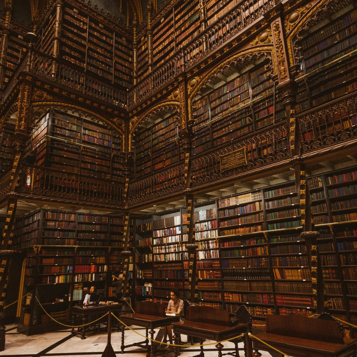 Sprayed Edges and Books as&nbsp;Artifacts